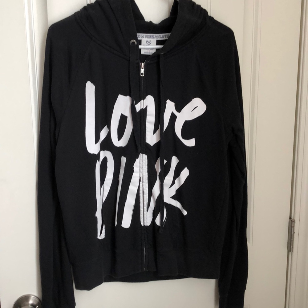 VS pink hoodie